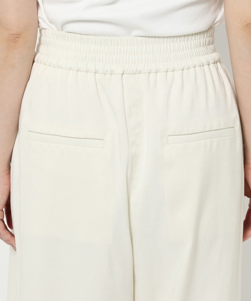 LOWRYS FARM（ローリーズファーム）の「リネンイージーコクーンパンツ　497448（その他パンツ・レディース・イエロー/アイボリー/ブラック/ブラウン・MEDIUM/LARGE）」の13枚目の写真