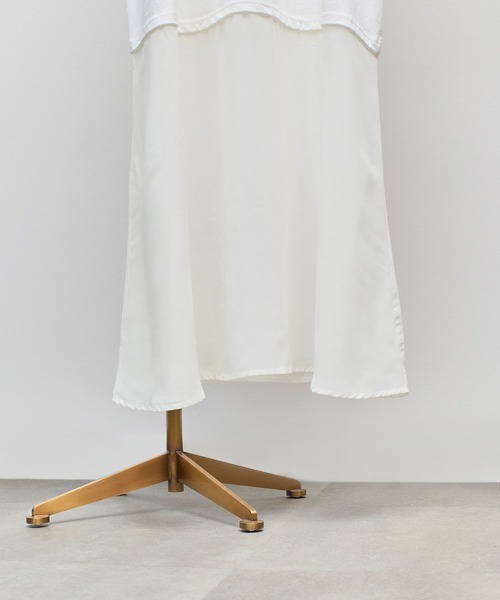 OKIRAKU（オキラク）の「(OKIRAKU×ROSE BUD)SHOULDER LINE LAYERED DRESS（ワンピース・レディース・ホワイト/ブラック・ONE SIZE）」の8枚目の写真