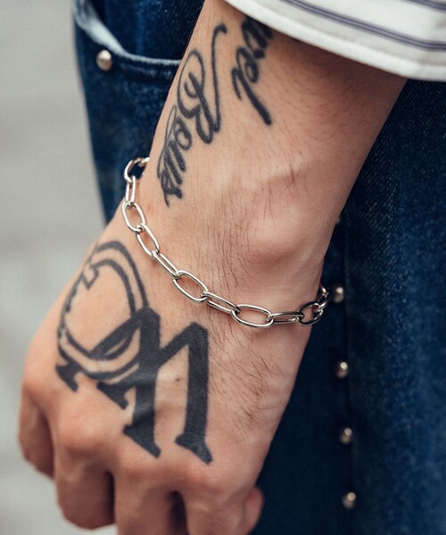 Subciety(サブサエティ)の「Square chain bracelet(ブレスレット・メンズ・シルバー・FREE)」の17枚目の写真
