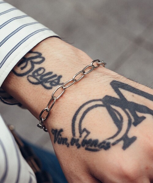 Subciety(サブサエティ)の「Square chain bracelet(ブレスレット・メンズ・シルバー・FREE)」の18枚目の写真