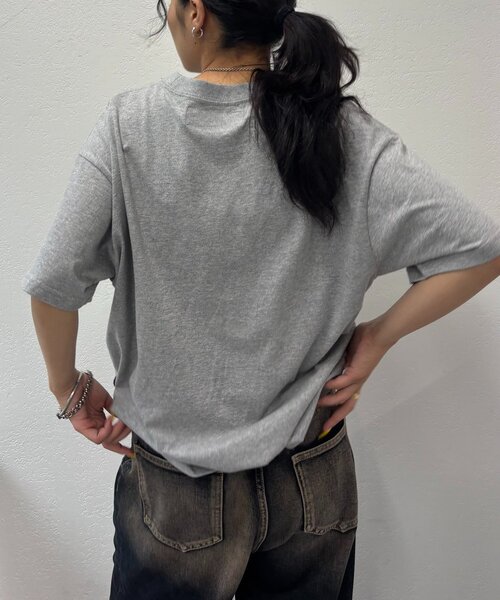 tシャツ 2サイズ「Sourcream」PWステンシルプリントポケットTEE レディース メンズ セール】2サイズ【Sourcream】PWステンシルプリントポケットTEE