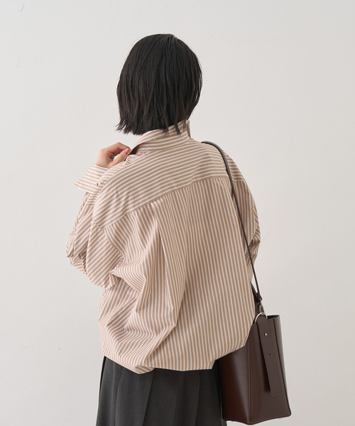 Rouge vif（ルージュヴィフ）の「ストライプメンズライクシャツ（シャツ/ブラウス・レディース・パープル/キャメル・フリー）」の6枚目の写真