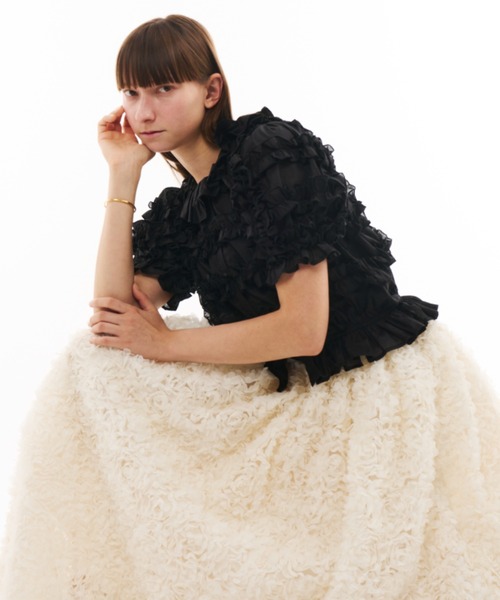 PERNA（ペルナ）の「ホイップフリルブラウス（シャツ/ブラウス・レディース・ブラック/ホワイト・FREE）」の21枚目の写真