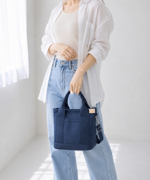 BACKYARD FAMILY（バックヤードファミリー）の「CIARA 2WAY ミニショルダーバッグ（トートバッグ・レディース・ベージュ/ネイビー/グリーン/ピンク/ブラック・FREE）」の4枚目の写真