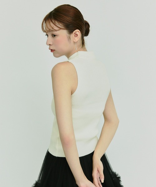 Olu.(オルドット)の「リブニットタンクトップ(タンクトップ・レディース・グレー/ブラック/アイボリー/ブラウン/ベージュ・FREE)」の9枚目の写真