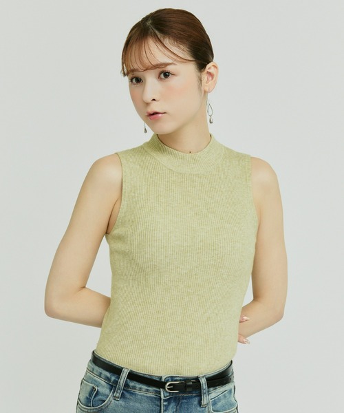 Olu.(オルドット)の「リブニットタンクトップ(タンクトップ・レディース・グレー/ブラック/アイボリー/ブラウン/ベージュ・FREE)」の11枚目の写真