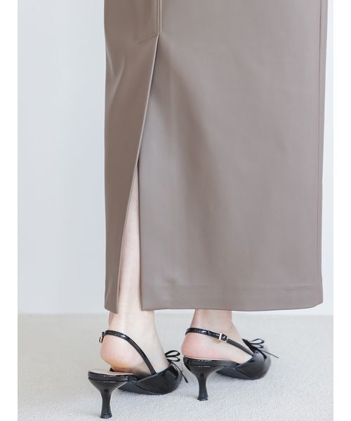 SNIDEL(スナイデル)の「ストレッチレザータイトスカート(スカート・レディース・アイボリー/モカ/ブラック・0/1)」の16枚目の写真