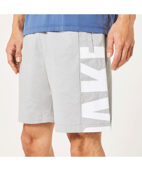 OAKLEY(オークリー)の「オークリー ENHANCE BREATHABLE SHORTS 15.0/ショートパンツ/スポーツ・トレーニングコレクション/吸汗速乾/OAKLEY(その他パンツ・メンズ・ブラック/ライトグレー/ネイビー・M/XL/L/S/XS)」の2枚目の写真