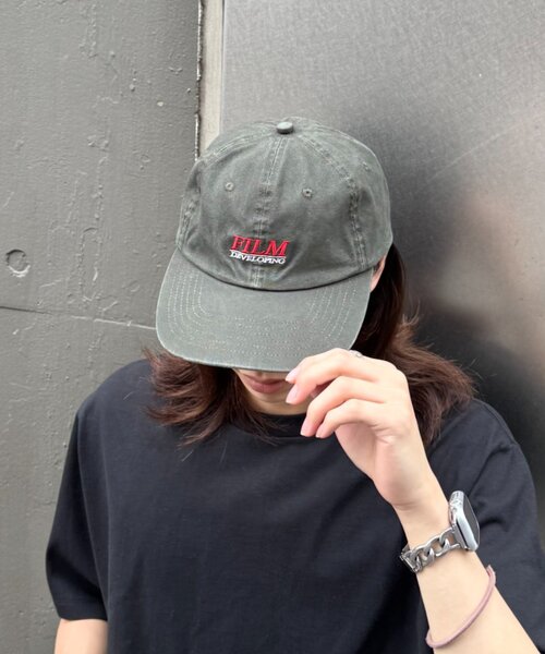 セール】【ユニセックス】ヴィンテージダックロゴ刺繍キャップ