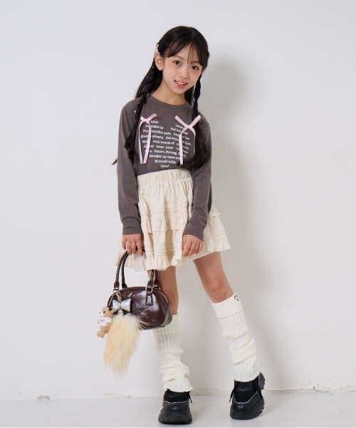 by LOVEiT(バイラビット)の「リボンハートTシャツ(Tシャツ/カットソー・キッズ・オフホワイト/チャコール/ラベンダー・130cm/160cm/150cm/140cm/120cm)」の3枚目の写真