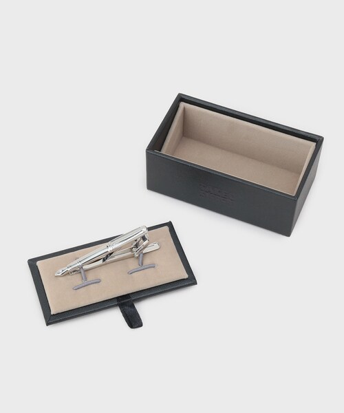TAKEO KIKUCHI(タケオキクチ)の「ジェントルマンモチーフネクタイバー(ネクタイピン・メンズ・シルバー系4/ブラック系4/シルバー/ブラック系5・00)」の5枚目の写真
