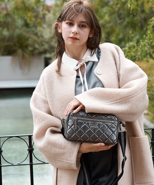 (新品未使用) サロンドアルファード　ボディバッグ　テネラ　定価58,300 スクエアポシェット ボディバッグ テネラ Ver.（ボディバッグ