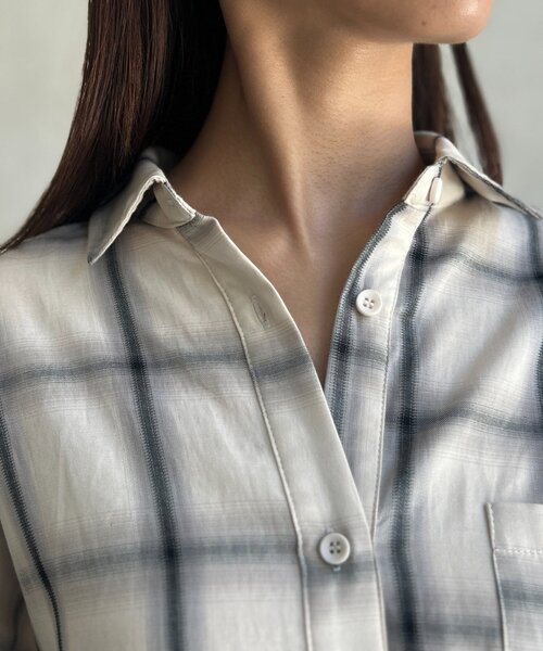 Chez toi（シェトワ）の「ウエスト絞りチェックシャツ（シャツ/ブラウス・レディース・ホワイト/ネイビー/イエロー・FREE）」の13枚目の写真