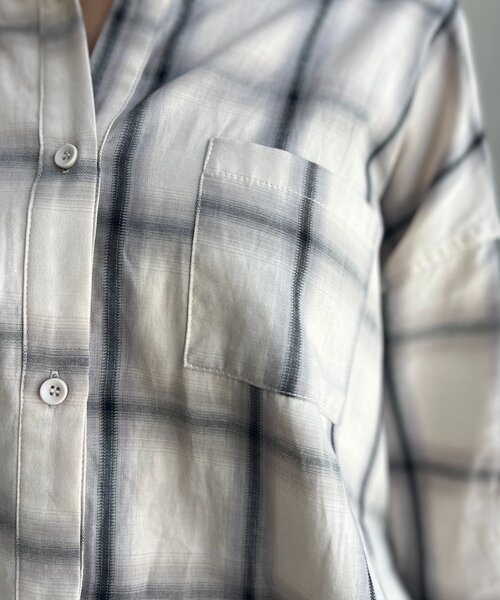 Chez toi（シェトワ）の「ウエスト絞りチェックシャツ（シャツ/ブラウス・レディース・ホワイト/ネイビー/イエロー・FREE）」の17枚目の写真