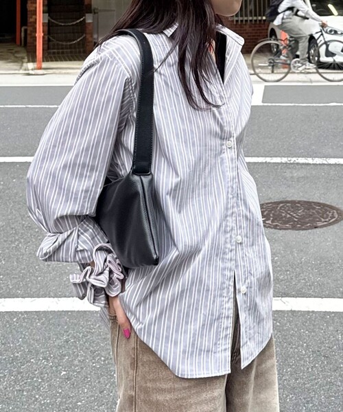 fredy emue（フレディエミュ）の「ベーシックエンブロイダリーシャツ（シャツ/ブラウス・レディース・サックスブルー/ブラウン系その他/ピンク系その他/イエロー/ベージュ系その他・38）」の3枚目の写真