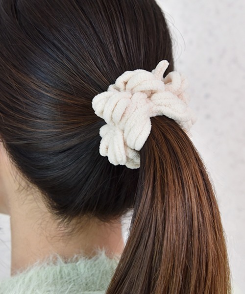 ヘアゴム   ボルドーフラワーとアイボリー♡ パイルデザイン/ヘアゴム（ヘアゴム）｜Flowering（フラワーリング）の
