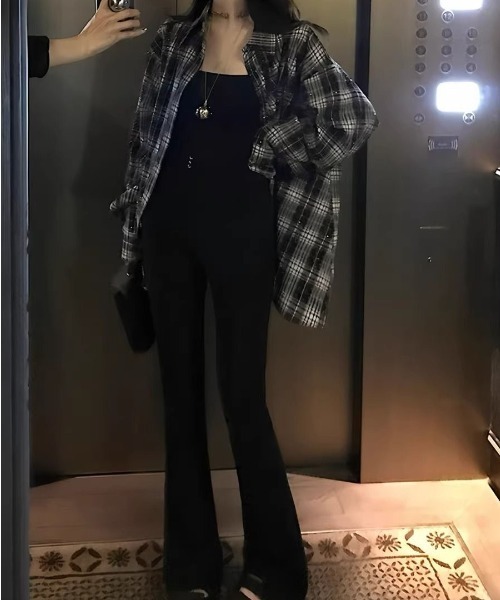 ViViDAY（ビビデー）の「キラキラスートンチェック柄シャツ（シャツ/ブラウス・レディース・ブラック/ホワイト・M）」の8枚目の写真