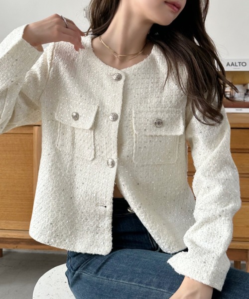 Eclat one（エクラワン）の「【Eclat one】ショート丈 ノーカラー ツイードジャケット（ノーカラージャケット・レディース・ホワイト/ライトブルー/ブラック・M/L）」の5枚目の写真