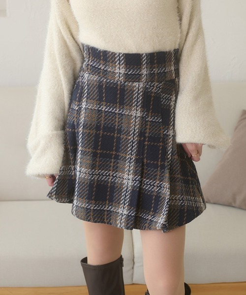 Ambre Neige(アンブルネージュ)の「plaid pattern flare mini skirt / チェックフレアミニスカート(スカート・レディース・ブラック/レッド系その他/ネイビー・FREE)」の15枚目の写真