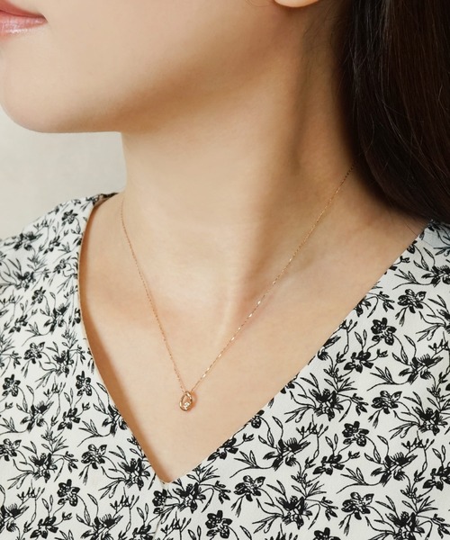 TAKE-UP（テイクアップ）の「【WEB限定商品】K10 しずく ダイヤモンドネックレス（PG）（ネックレス・レディース・ピンクゴールド・FREE）」の4枚目の写真