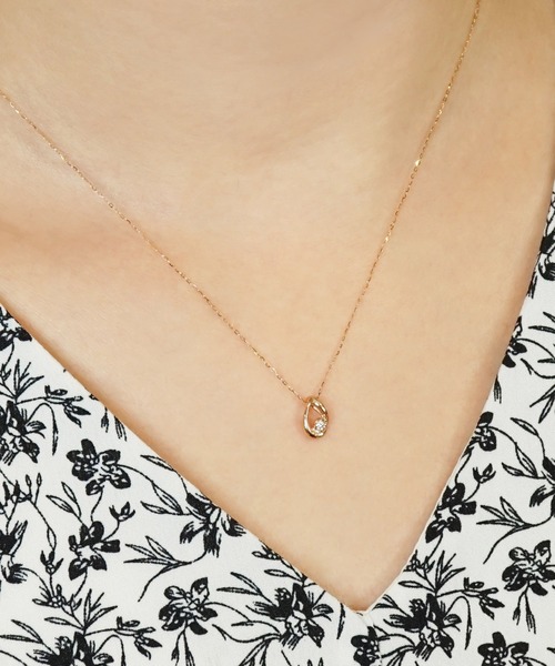 TAKE-UP（テイクアップ）の「【WEB限定商品】K10 しずく ダイヤモンドネックレス（PG）（ネックレス・レディース・ピンクゴールド・FREE）」の3枚目の写真