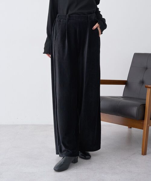 earth music&ecology（アースミュージックアンドエコロジー）の「コーデュロイタックパンツ（その他パンツ・レディース・アイボリー/ボルドー/ブラック・S/M）」の17枚目の写真