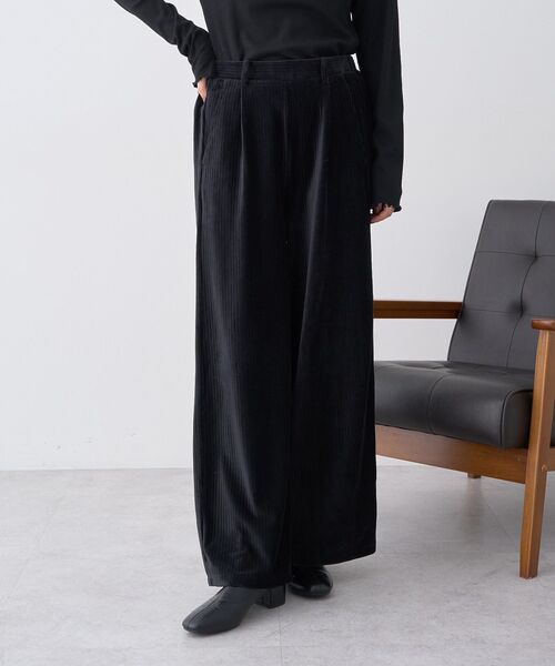 earth music&ecology（アースミュージックアンドエコロジー）の「コーデュロイタックパンツ（その他パンツ・レディース・アイボリー/ボルドー/ブラック・S/M）」の20枚目の写真