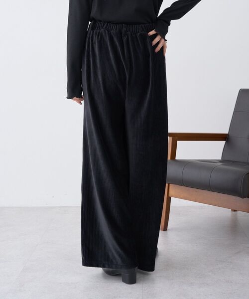 earth music&ecology（アースミュージックアンドエコロジー）の「コーデュロイタックパンツ（その他パンツ・レディース・アイボリー/ボルドー/ブラック・S/M）」の22枚目の写真