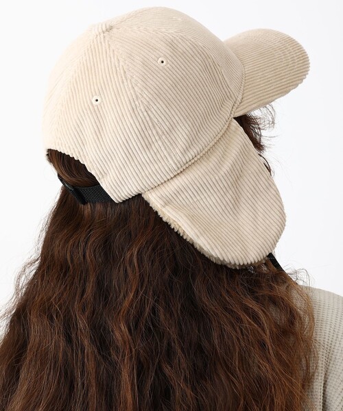 Columbia(コロンビア)の「コーデュロイ Columbia/ケンドリックパーク ファー フラップキャップ UVカット/コロンビア(キャップ・レディース・グリーン/アイボリー/ブラック・ONE SIZE)」の14枚目の写真