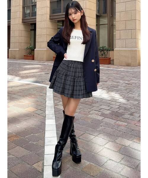 RESEXXY（リゼクシー）の「ケーブルクロップドニットトップス（ニット/セーター・レディース・グレー/ホワイト/ピンク・FREE）」の6枚目の写真