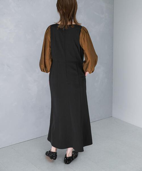 URBAN RESEARCH ROSSO WOMEN（アーバンリサーチ　ロッソ）の「ドッキングスリーブVネックワンピース（ワンピース・レディース・ブラック/カーキ・FREE）」の11枚目の写真