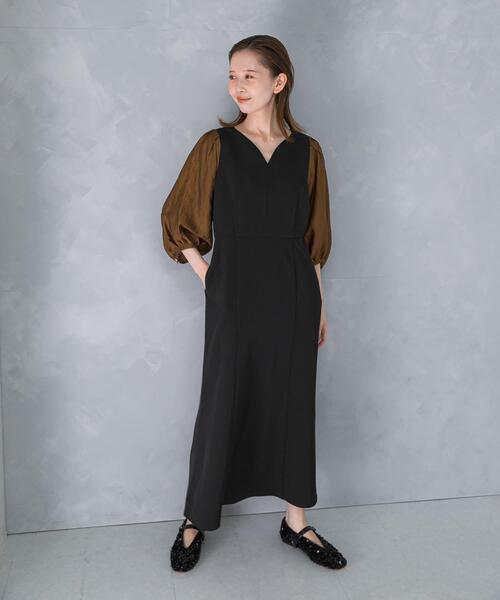 URBAN RESEARCH ROSSO WOMEN（アーバンリサーチ　ロッソ）の「ドッキングスリーブVネックワンピース（ワンピース・レディース・ブラック/カーキ・FREE）」の12枚目の写真