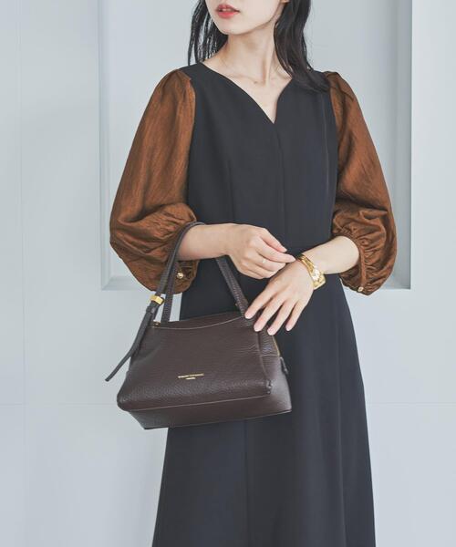 URBAN RESEARCH ROSSO WOMEN（アーバンリサーチ　ロッソ）の「ドッキングスリーブVネックワンピース（ワンピース・レディース・ブラック/カーキ・FREE）」の14枚目の写真