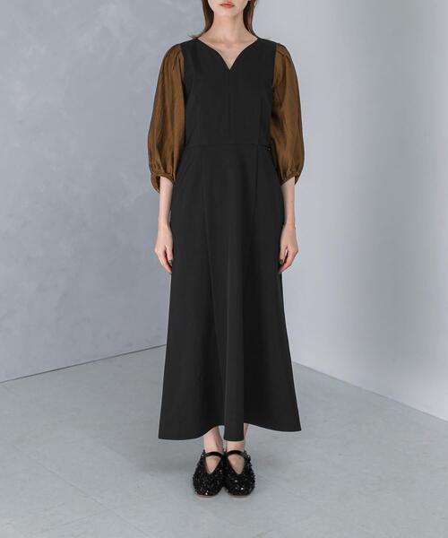 URBAN RESEARCH ROSSO WOMEN（アーバンリサーチ　ロッソ）の「ドッキングスリーブVネックワンピース（ワンピース・レディース・ブラック/カーキ・FREE）」の17枚目の写真