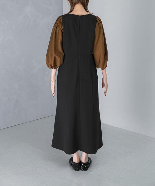 URBAN RESEARCH ROSSO WOMEN（アーバンリサーチ　ロッソ）の「ドッキングスリーブVネックワンピース（ワンピース・レディース・ブラック/カーキ・FREE）」の19枚目の写真