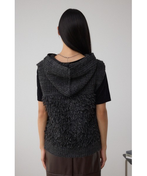 AZUL by moussy（アズールバイマウジー）の「ZIPフーディループニットベスト（ベスト・レディース・アイボリー/グレー/ブラウン・FREE）」の20枚目の写真