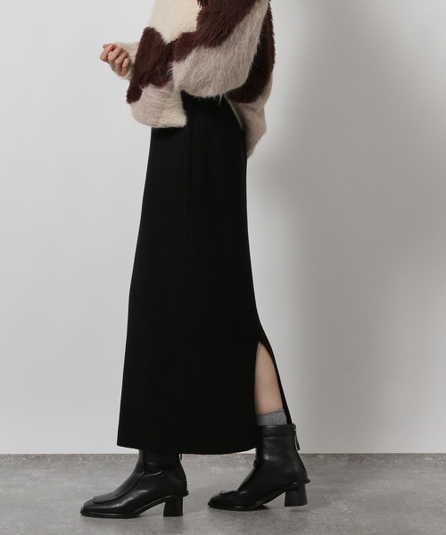 LAKOLE（ラコレ）の「＜選べる着丈＞12ゲージ総針ニットナロースカート / 607508（スカート・レディース・レッド/モカ/ブラック・LARGE/MEDIUM）」の11枚目の写真