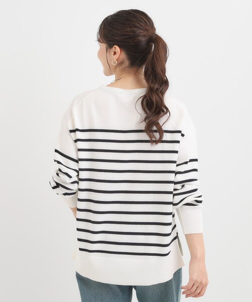 SHOO・LA・RUE(シューラルー)の「【洗濯機可/毛玉レス】アウトスタイルもきれいに決まる サイドスリットニット【CIRCRIC】(ニット/セーター・レディース・ダークブラウン/グリーン系/レッド系/ブラック/ホワイト系5/グレー・04/03/02/01)」の22枚目の写真