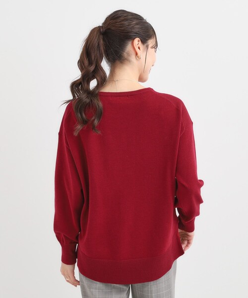 SHOO・LA・RUE(シューラルー)の「【洗濯機可/毛玉レス】アウトスタイルもきれいに決まる サイドスリットニット【CIRCRIC】(ニット/セーター・レディース・ダークブラウン/グリーン系/レッド系/ブラック/ホワイト系5/グレー・04/03/02/01)」の21枚目の写真