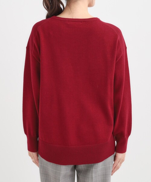 SHOO・LA・RUE(シューラルー)の「【洗濯機可/毛玉レス】アウトスタイルもきれいに決まる サイドスリットニット【CIRCRIC】(ニット/セーター・レディース・ダークブラウン/グリーン系/レッド系/ブラック/ホワイト系5/グレー・04/03/02/01)」の14枚目の写真