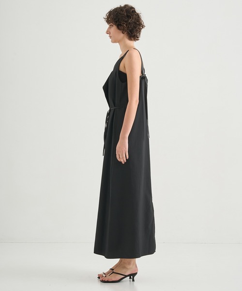 CITY TOKYO（シティトウキョウ）の「Leather Belted Camisole Dress/レザーベルテッドキャミソールドレス/ワンピース（ワンピース・レディース・ブラック/キナリ・1/2）」の15枚目の写真