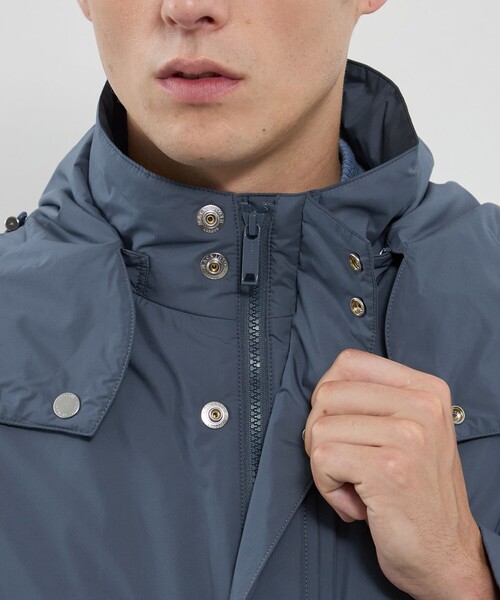 MACKINTOSH LONDON（マッキントッシュ ロンドン）の「【CROFTON】【HEAVENRY LIGHT CLOUD】ライトウェイトフーデッドブルゾン（ブルゾン・メンズ・ブルー/ブラック・40/42/38）」の9枚目の写真