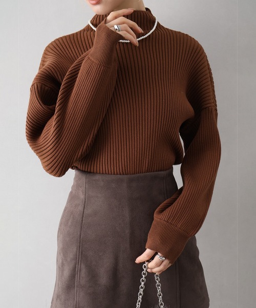 SpRay(スプレイ)の「ボリューム袖ボトルネックニット(ニット/セーター・レディース・ブラウン/ボルドー/グレー/ブラック/アイボリー/ダークブルー/グリーン・FREE)」の15枚目の写真