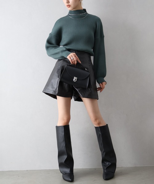 SpRay(スプレイ)の「ボリューム袖ボトルネックニット(ニット/セーター・レディース・ブラウン/ボルドー/グレー/ブラック/アイボリー/ダークブルー/グリーン・FREE)」の18枚目の写真