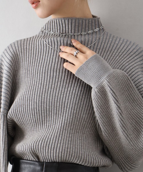 SpRay(スプレイ)の「ボリューム袖ボトルネックニット(ニット/セーター・レディース・ブラウン/ボルドー/グレー/ブラック/アイボリー/ダークブルー/グリーン・FREE)」の20枚目の写真