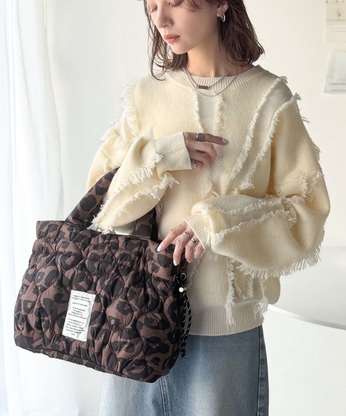 Java(ジャバ)の「《JaVaジャバコラボ》2wayシルエットでシーンを選ばず活躍♪キルティングパフィドロストバッグ(ショルダーバッグ・レディース・ブラウン/ブラック/アイボリー・ONE SIZE)」の11枚目の写真