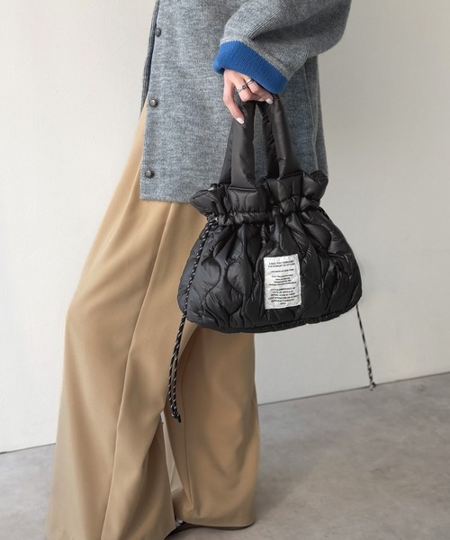 Java(ジャバ)の「《JaVaジャバコラボ》2wayシルエットでシーンを選ばず活躍♪キルティングパフィドロストバッグ(ショルダーバッグ・レディース・ブラウン/ブラック/アイボリー・ONE SIZE)」の9枚目の写真