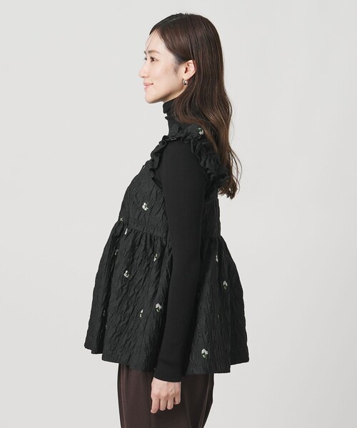 UNITED ARROWS(ユナイテッドアローズ)の「スクエア フラワー ジャガード キャミソール(キャミソール・レディース・その他1・FREE)」の7枚目の写真