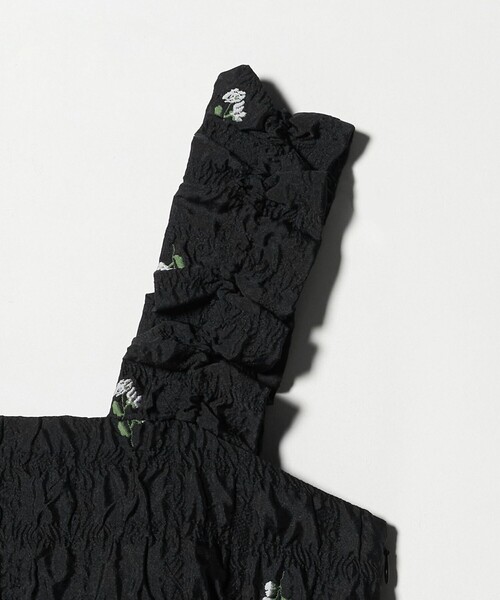 UNITED ARROWS(ユナイテッドアローズ)の「スクエア フラワー ジャガード キャミソール(キャミソール・レディース・その他1・FREE)」の12枚目の写真