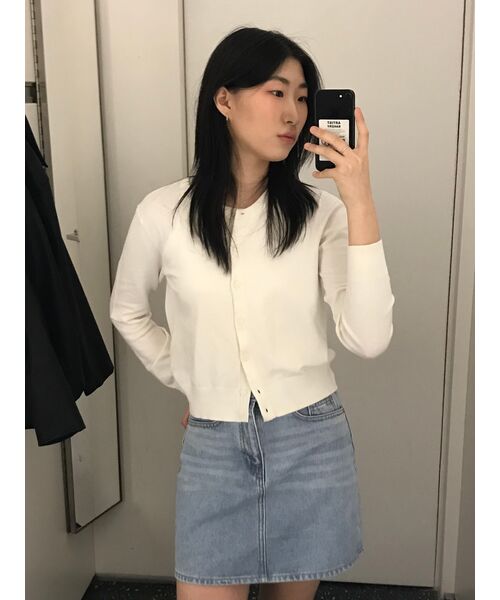 MUSINSA STANDARD WOMAN(ムシンサスタンダードウーマン)の「レディースデニムミニスカート【ライトインディゴ】(スカート・レディース・その他・X-SMALL/SMALL/MEDIUM/LARGE)」の16枚目の写真